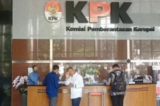 Dahlan Iskan Penuhi...