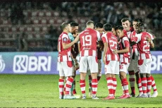 Menang Jadi Harga Mati,...