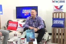 Politikus Perlu Gaet...