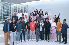 Perkaya Dunia Musik,...