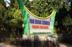 Sekolah Terbaik di Luar...