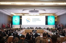 Mengenal AIS Forum dan...