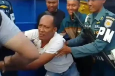 Viral, Kapten Kapal...
