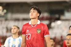 Timnas Indonesia vs...