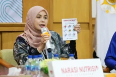 Dorong Literasi Gizi,...