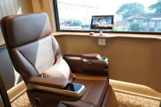Tiket Kereta Suite Class...