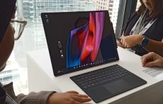 HP Spectre Fold, Emang...