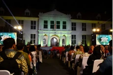 Kemendikbudristek Tetapkan...