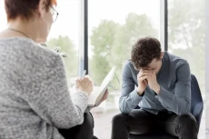 3 Perbedaan Profesi...