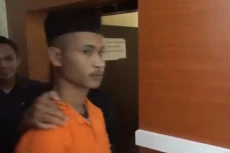 Baru 2 Minggu Pacaran,...