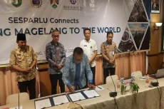 Diplomat Indonesia Pasarkan...