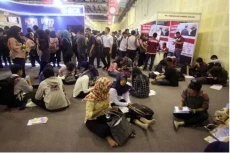 7,86 Juta Orang Indonesia...
