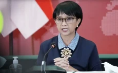 Menlu Retno Marsudi...