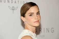 10 Artis Hollywood yang...
