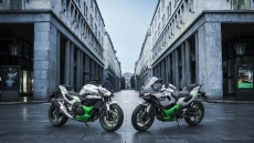Kawasaki Bikin Motor...