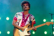 Heboh Bruno Mars Dikabarkan...