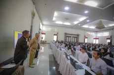 Pemkot Bandung Buka...