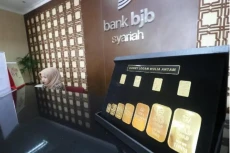 IPO BJB Syariah Molor...