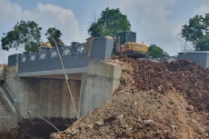 Heboh Beton Penyangga...