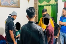 Lakukan Aborsi Terhadap...