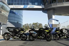 Kawasaki Ninja ZX-10RR...