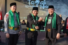 Pj Gubernur Banten Ajak...