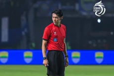 Thomas Doll Takjub Wasit...