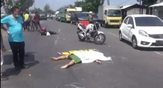 Tabrakan Beruntun di...