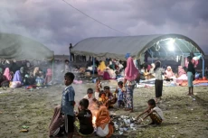 Krisis Pengungsi Rohingya...