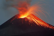 Amukan Gunung Merapi...