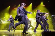3 Idol K-Pop Akan Tampil...