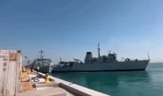 Konyol! 2 Kapal Perang...