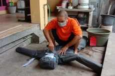 Sadis! Pensiunan PLN...