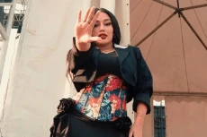 Mutia Ayu Masih Sering...