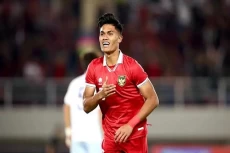 Apes Betul Persis, Kepulangan...