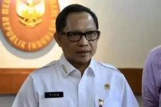 Presiden Jokowi Tunjuk...