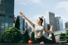 7 Gerakan Yoga untuk...