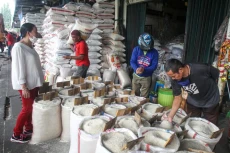 Sempat Cetak Rekor Tertinggi,...