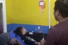 Kelelahan, 8 Anggota...