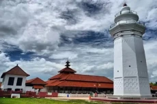 Sejarah Singkat dan...