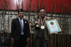 Menangkan Pilpres 5...