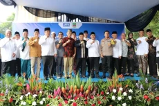 Lippo Cikarang Memulai...