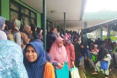 Beras Mahal, Warga Kota...