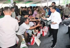 Jokowi Respons Harga...