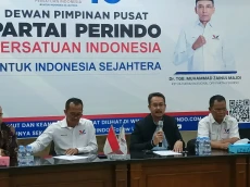 Ferry Kurnia Rizkiyansyah...