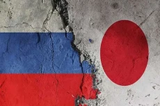 Mengekor G7, Jepang...