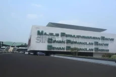 Ambang Batas Parlemen...
