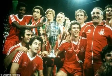 Nottingham Forest, Jawara...