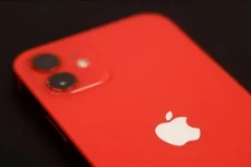 Apple Habiskan Miliaran...