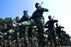 Panglima TNI Kerahkan...
